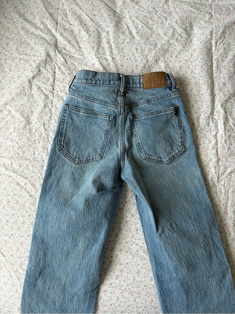 Madewell Straight Jean - Picture 2 of 3